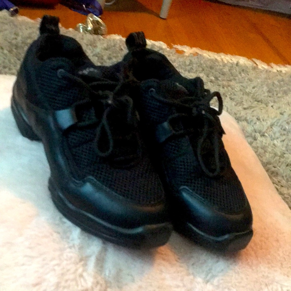 black hip hop shoes